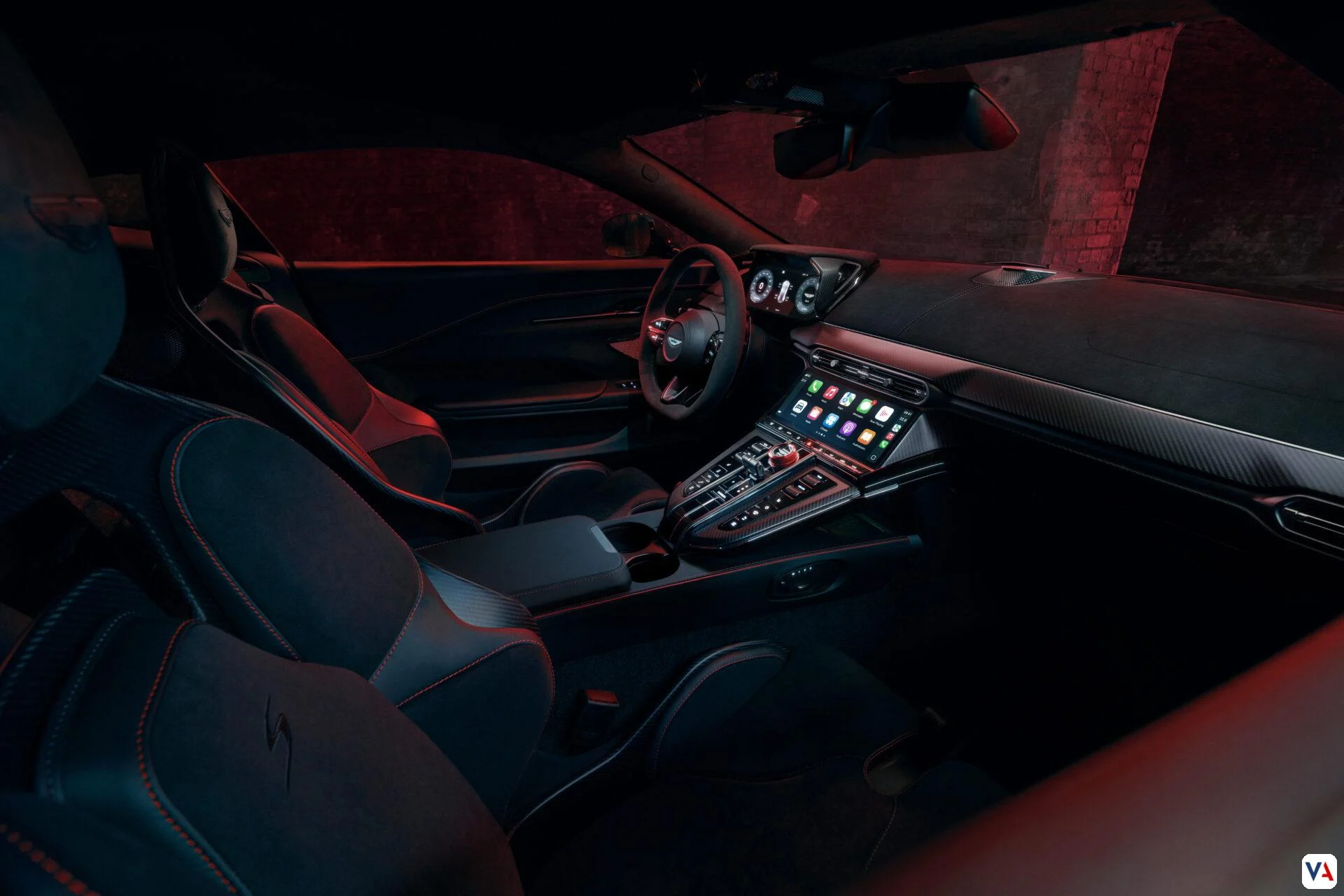 Aston Martin Vantage S