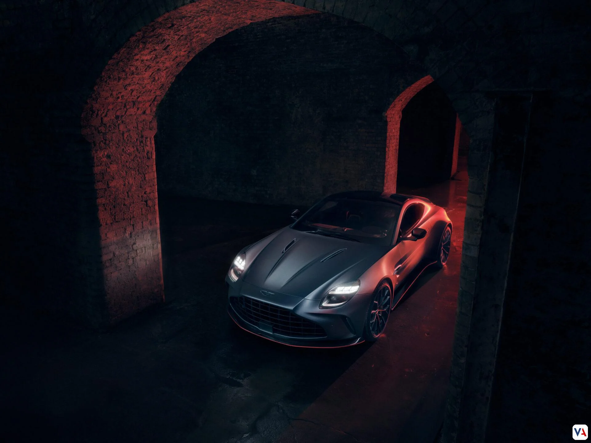 Aston Martin Vantage S