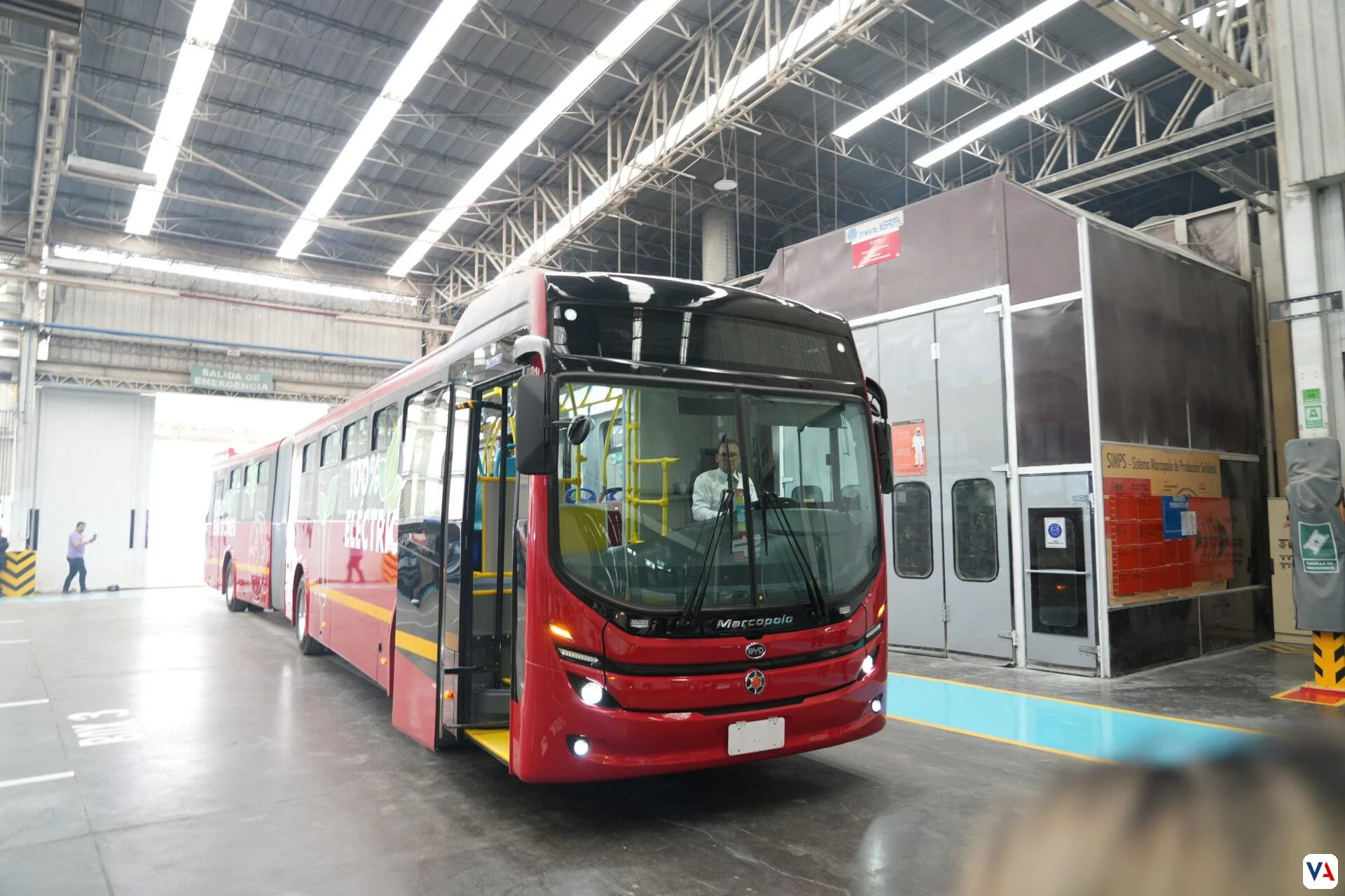 bus articulado eléctrico