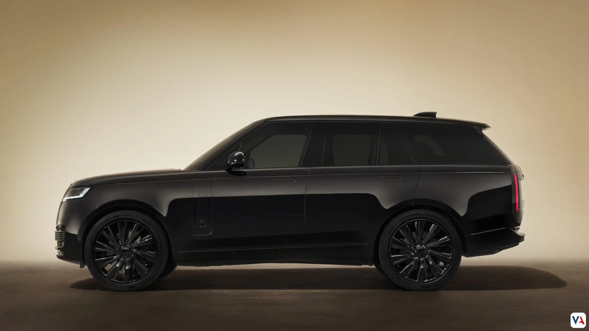 Range Rover SV Black