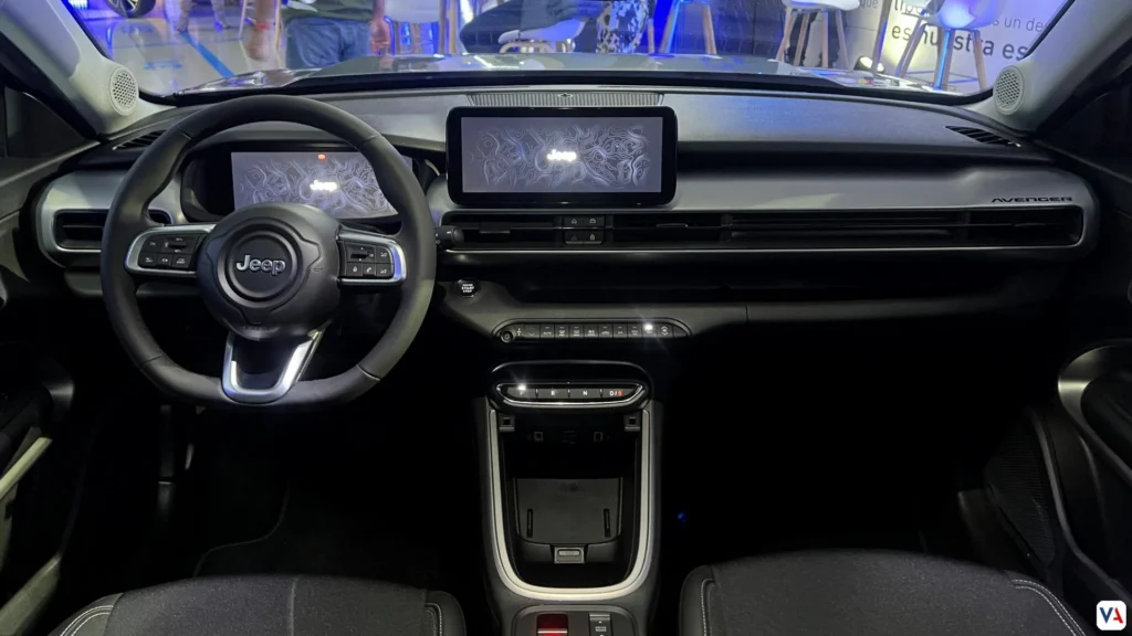 Nuevo Jeep Avenger en Colombia: un pequeño SUV con dos personalidades y tres formas de disfrutarlo 4 Nuevo Jeep Avenger 2025 lanzamiento Colombia