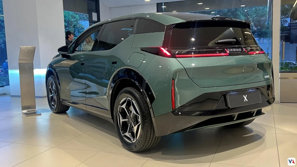 ¿Qué ofrece el Zeekr X Sport? Así es la nueva versión del SUV eléctrico que llegó a Colombia 4 Zeekr X Sport RWD 2026 en Colombia