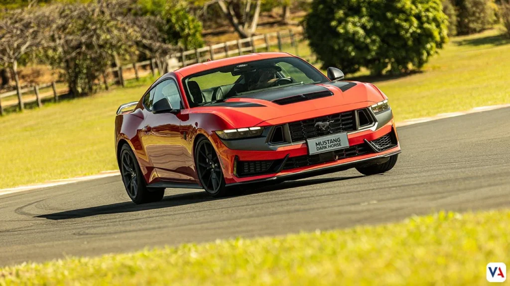 Mustang Dark Horse Colombia