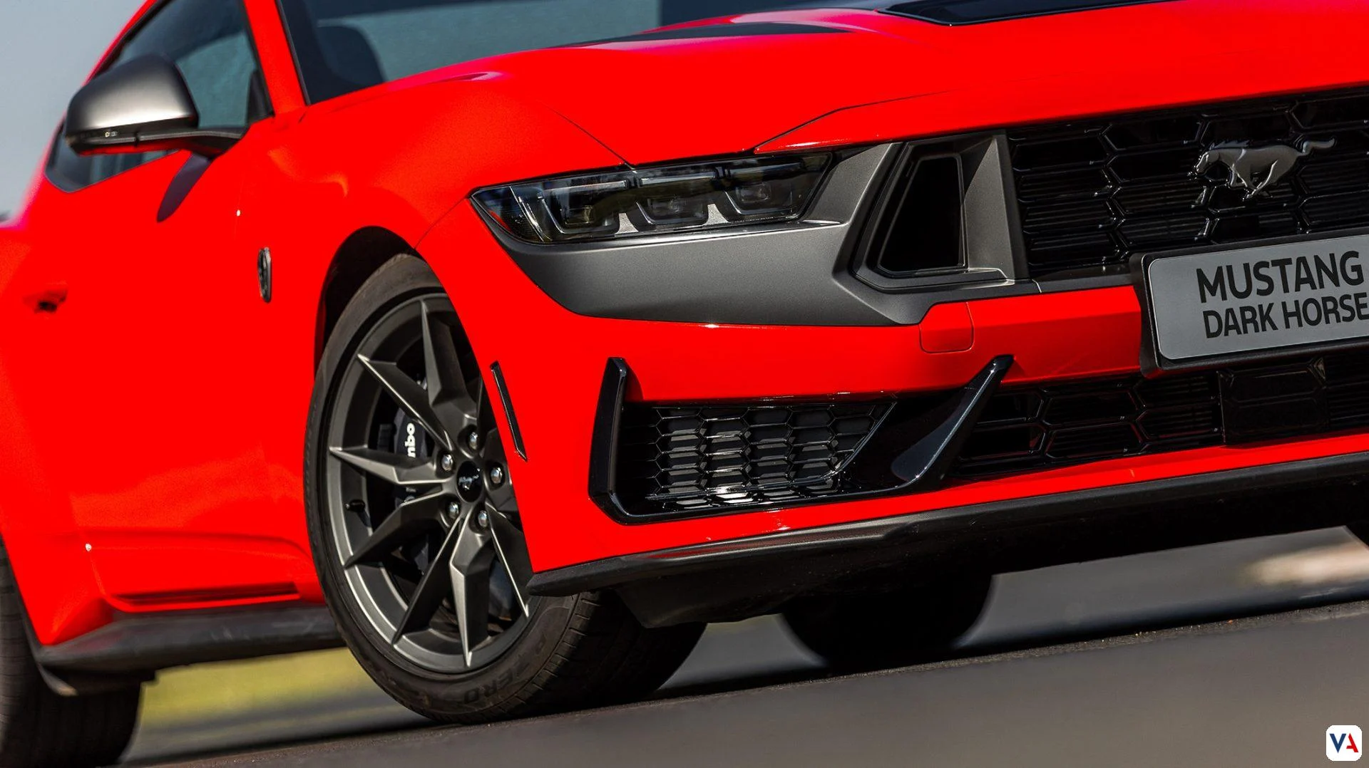 Mustang Dark Horse Colombia