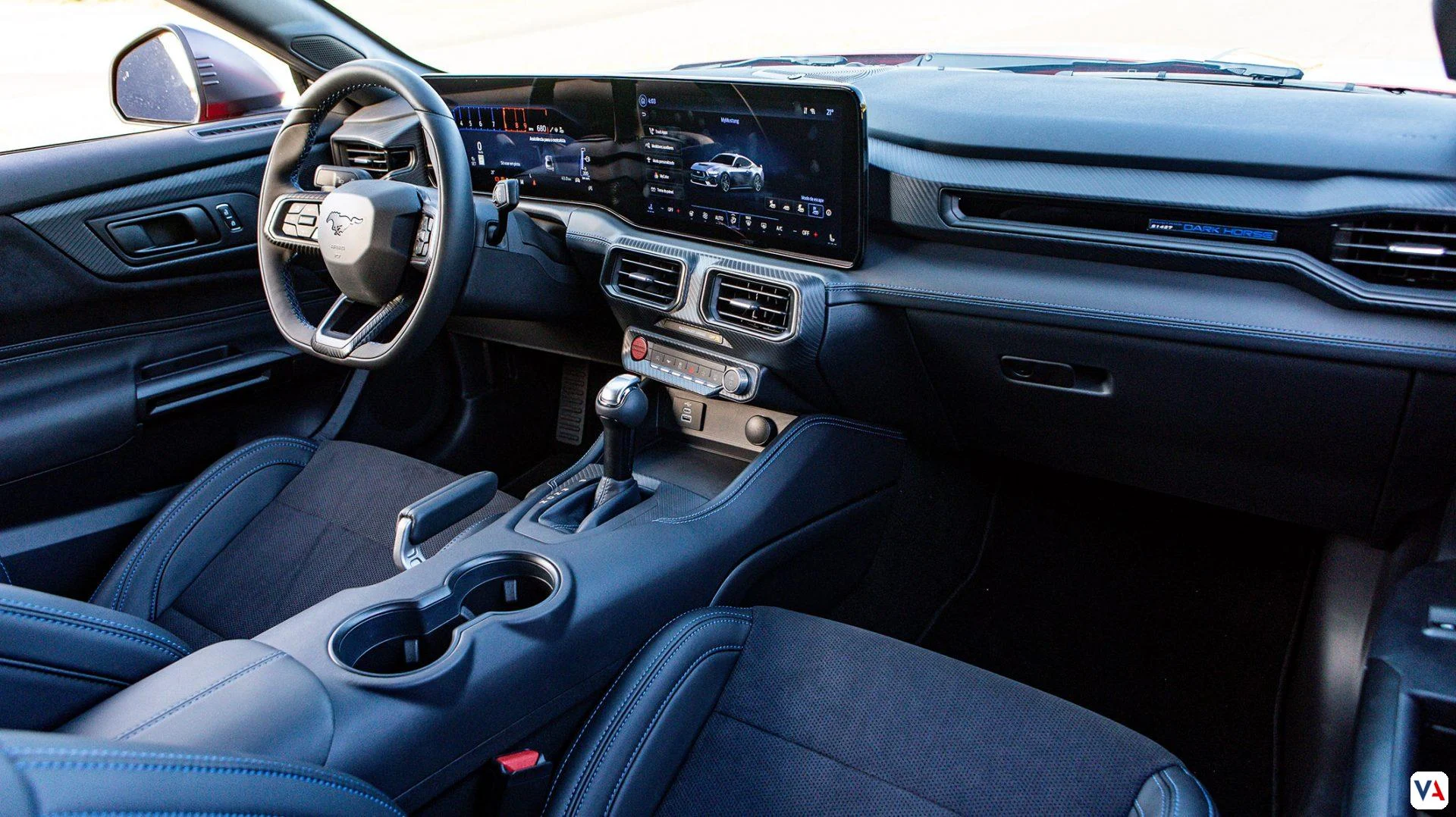 Mustang Dark Horse Colombia