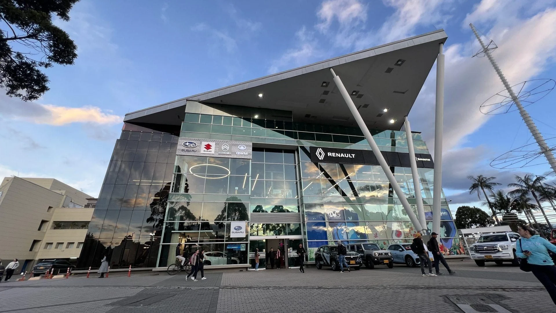 Centro de experiencia automotriz en Bogotá
