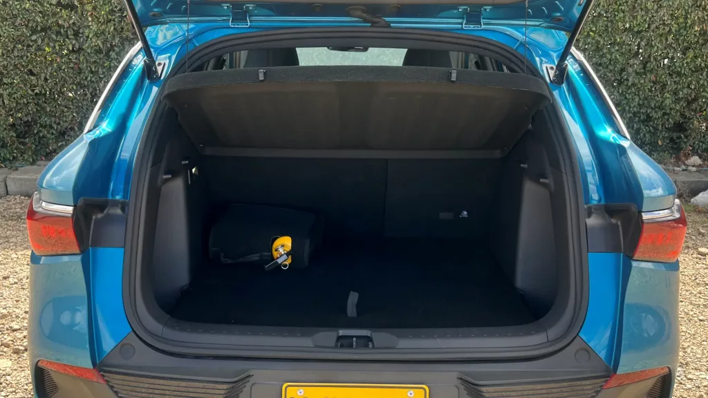 BYD Yuan Plus 2024 test drive en Colombia