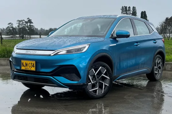 BYD Yuan Plus 2024 test drive en Colombia