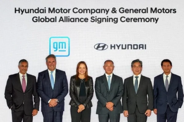 colaboración Hyundai GM