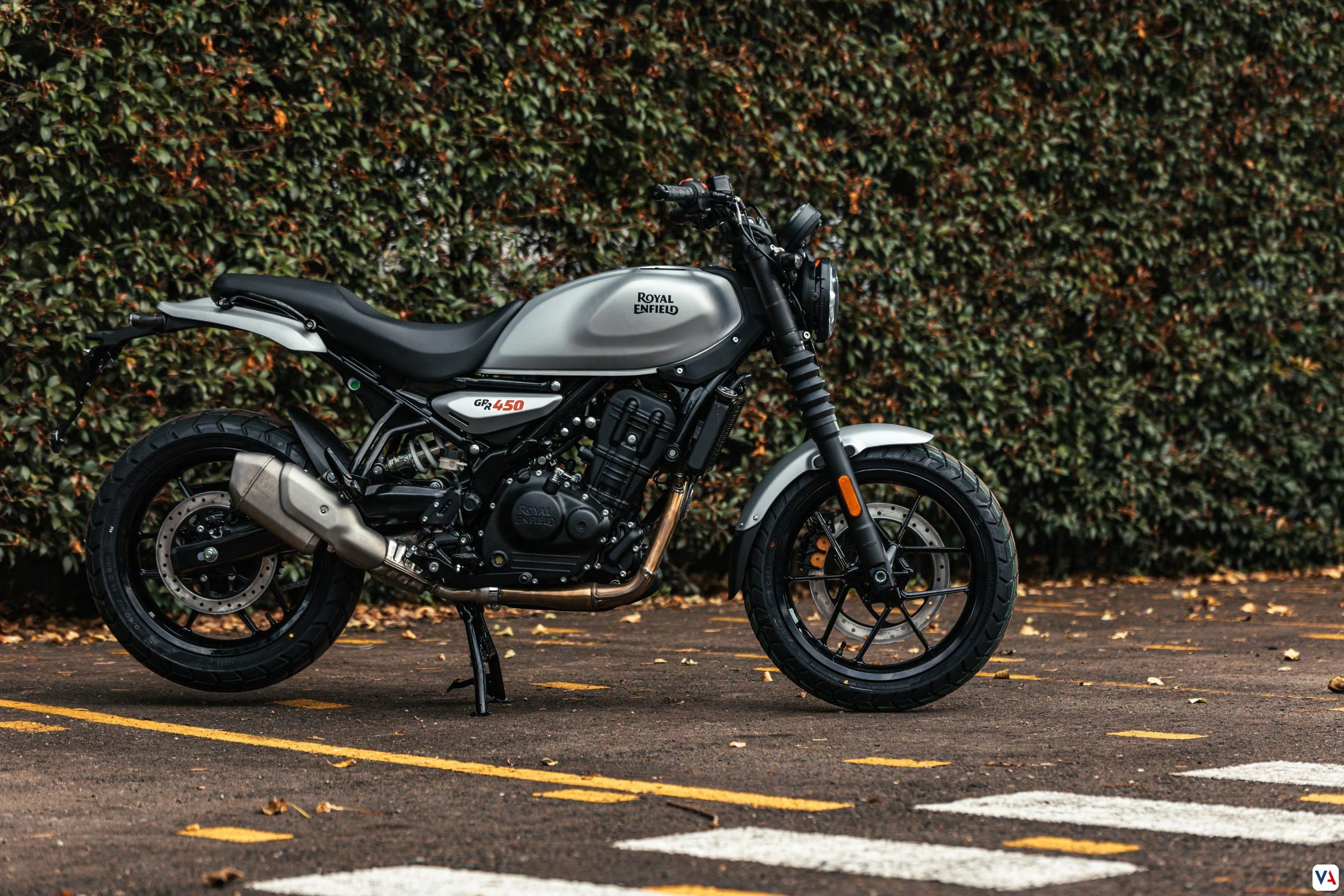 La nueva Royal Enfield GRR 450: Un cambio radical en las calles 2 Royal Enfield GRR 450