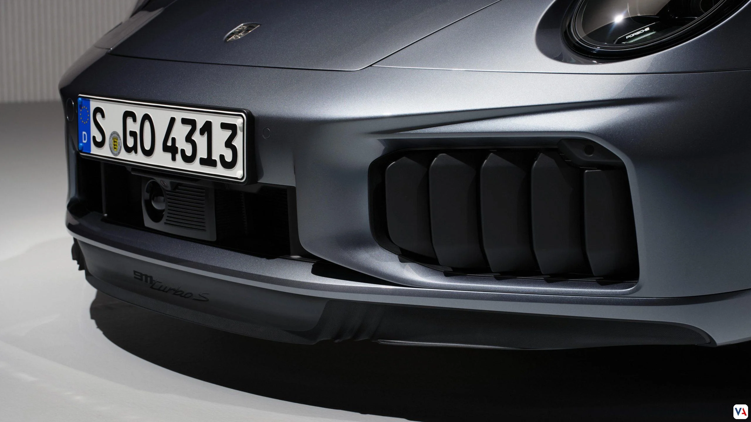 Innovador Porsche 911 Turbo S: 701 hp de potencia híbrida -