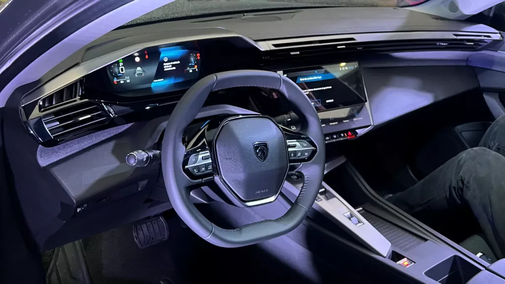 Nuevo Peugeot 408 Allure en Colombia