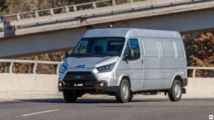 van eléctrica Touring