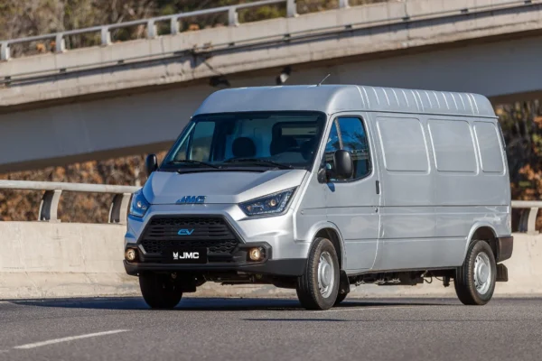 van eléctrica Touring