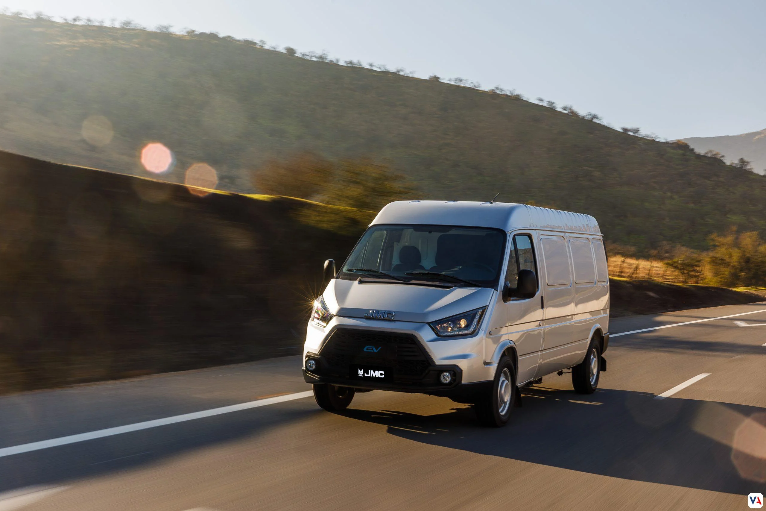 van eléctrica Touring