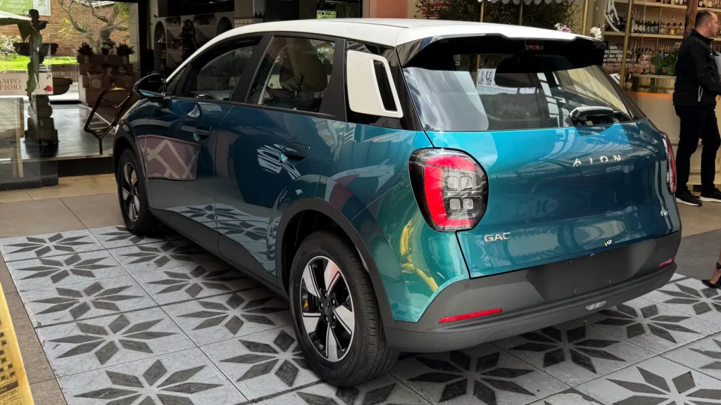 GAC Aion UT en Colombia