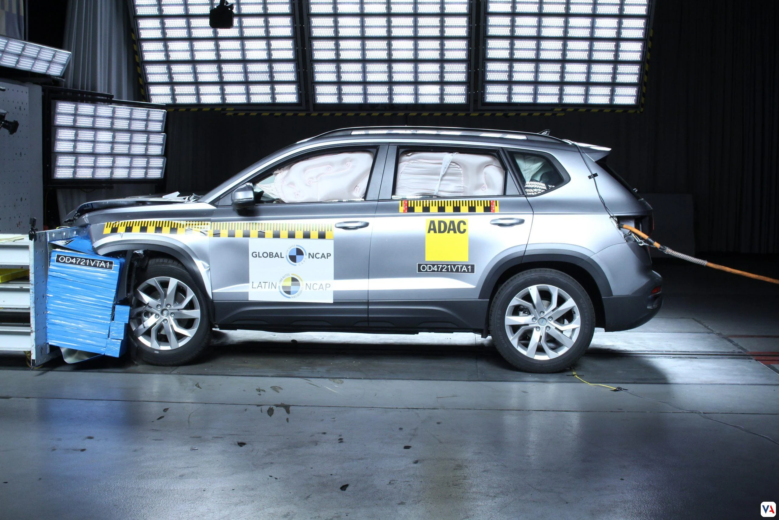 Volkswagen Taos 2025: seguridad suprema y 5 estrellas Latin NCAP 2 Volkswagen Taos 2025