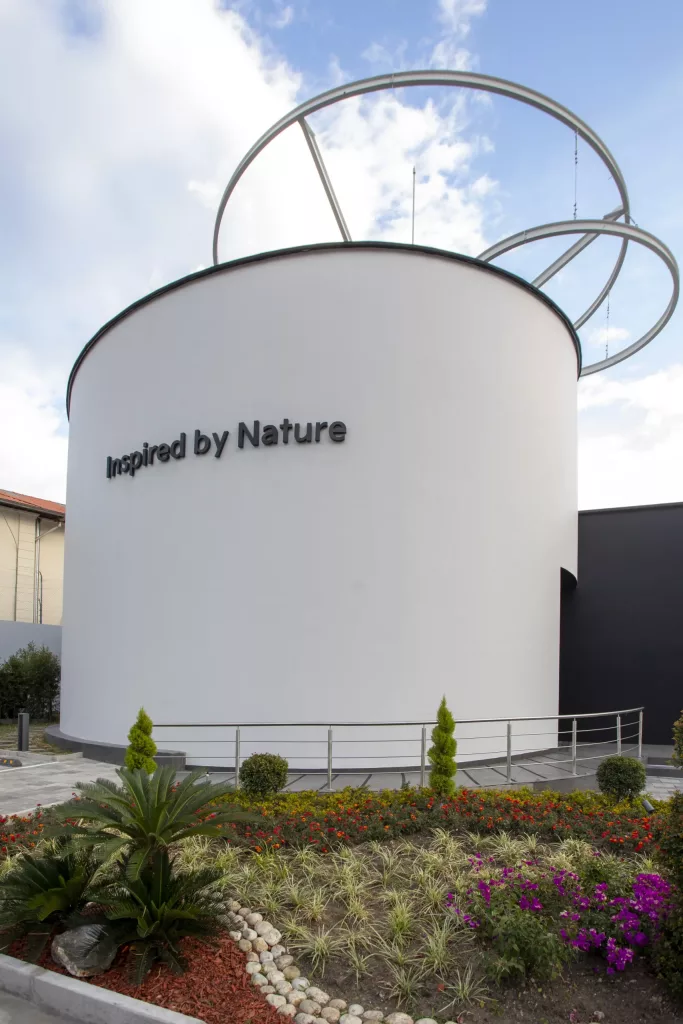 Descubre cómo el Kia E-Ground revoluciona la movilidad sostenible en Latinoamérica tras ganar el Good Design Award por su innovadora arquitectura y diseño.