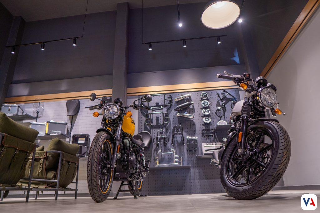 Royal Enfield transforma la experiencia en Colombia 2 Royal Enfield redefine su presencia en Colombia. Conoce su nueva garantía sin fronteras, accesorios seguros y un estilo de vida que va más allá de la ruta.