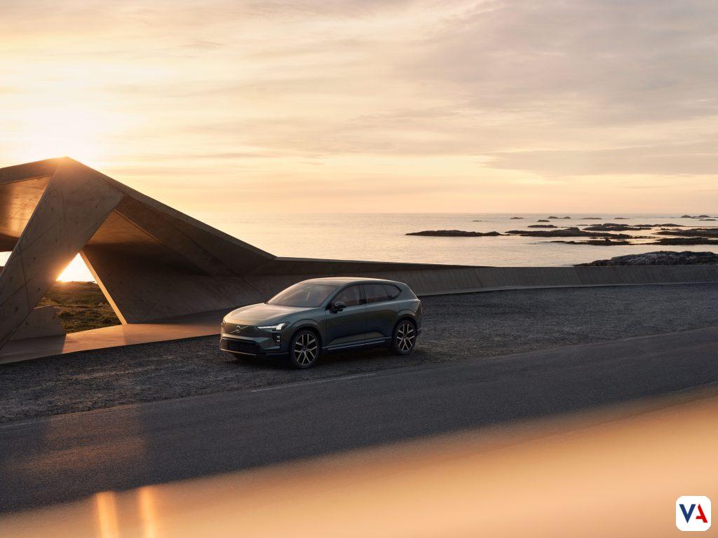 Conoce el nuevo Volvo EX60, el SUV eléctrico con 810 km de rango, inteligencia artificial Gemini y seguridad adaptativa para todos los cuerpos.
