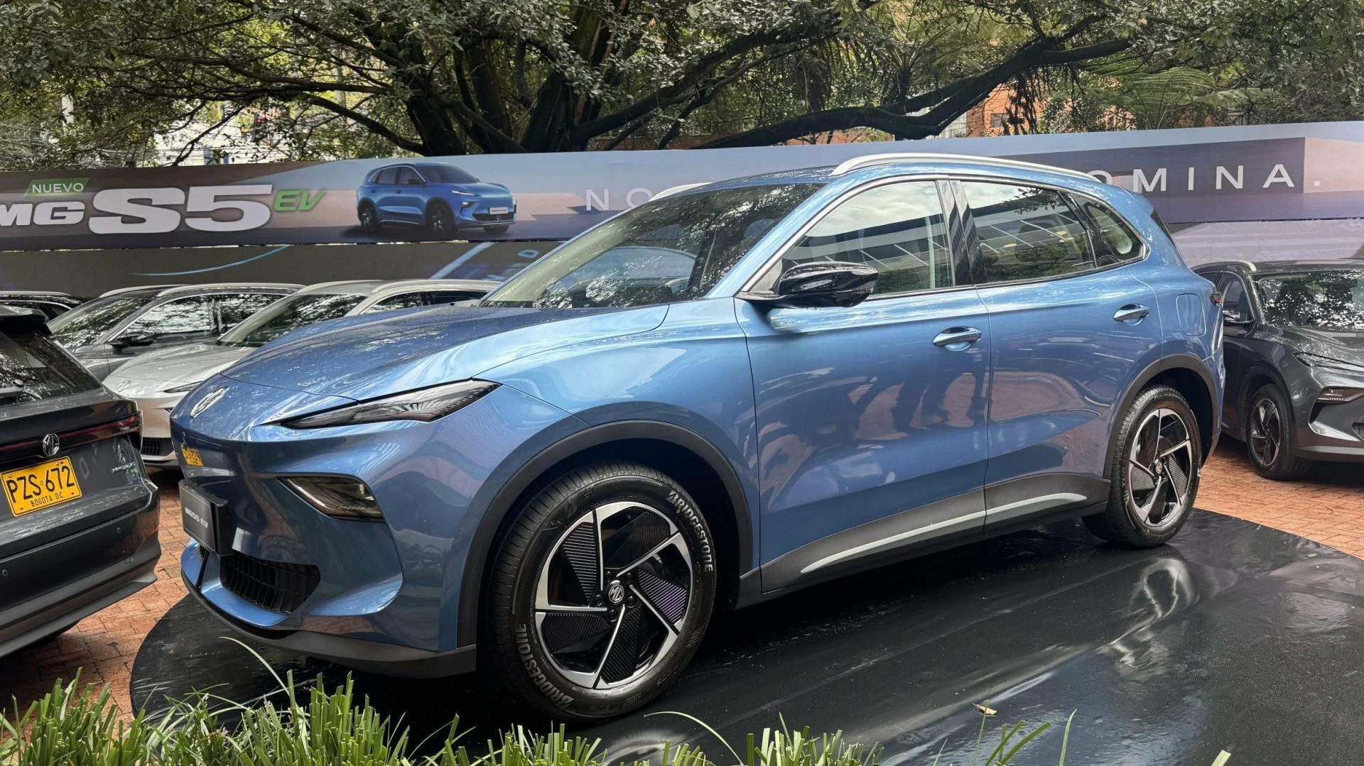 Descubre el nuevo MG S5 EV en Colombia. Un SUV eléctrico con 400 km de autonomía, tracción trasera y tecnología MG Pilot desde $94.990.000.