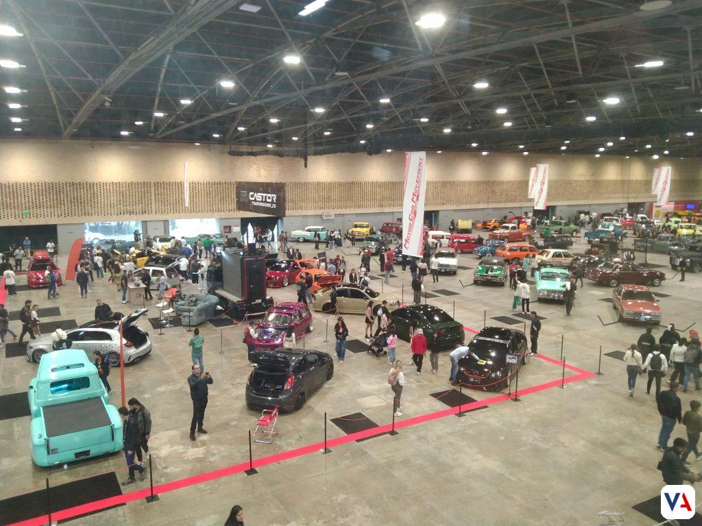 Vive la adrenalina del MCMS 2026 en Corferias del 22 al 25 de enero. Tuning, drifting, 4x4 y autos clásicos en el evento automotriz más grande de Colombia. ¡Compra tus entradas!

