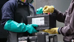 ¿Tienes baterías usadas en casa? No las tires. Autogermana lanza una campaña vital en Bogotá para gestionar estos residuos peligrosos y recuperar materiales valiosos.