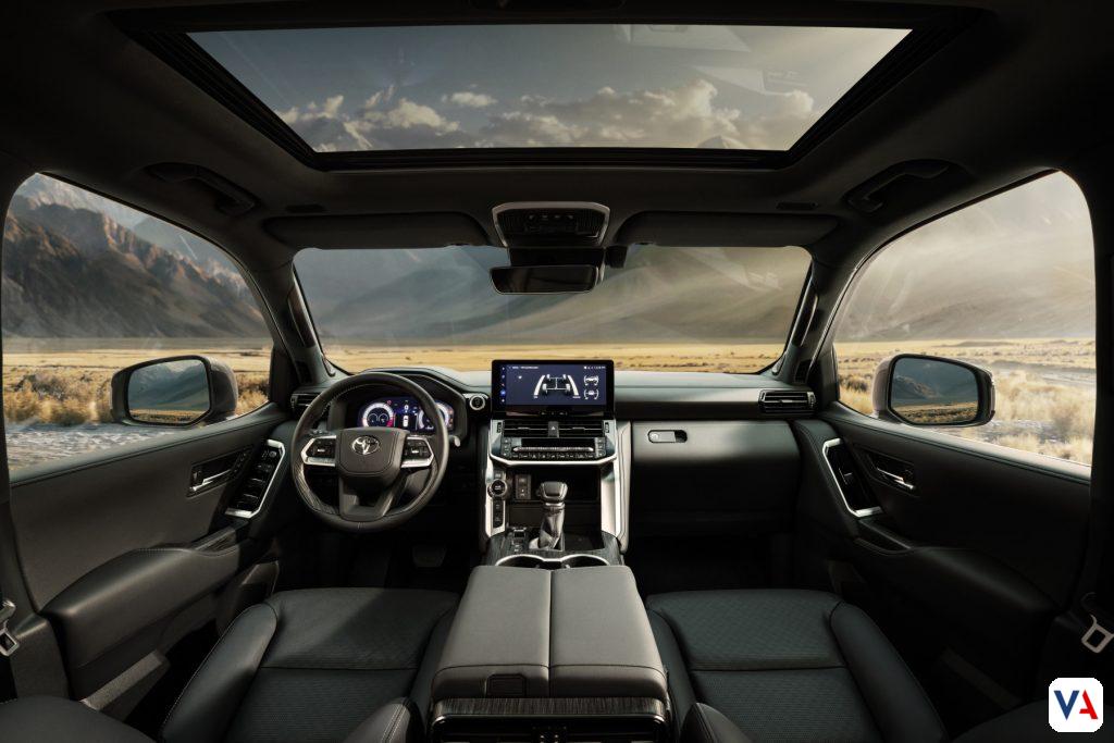 Llega la Toyota Land Cruiser 300 híbrida. Potencia biturbo, capacidad 4x4 legendaria y tecnología premium con sonido JBL. Conoce la gama completa.
