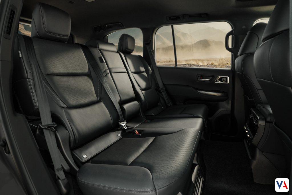 Llega la Toyota Land Cruiser 300 híbrida. Potencia biturbo, capacidad 4x4 legendaria y tecnología premium con sonido JBL. Conoce la gama completa.
