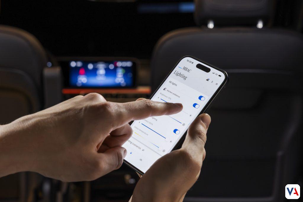 Mercedes-Benz Marco Polo 2026: El Glamping Redefinido 3 Descubre el nuevo Mercedes-Benz Marco Polo 2026. Un camper de lujo con techo elevable optimizado y sonido avanzado que transforma tus viajes y tu vida diaria.