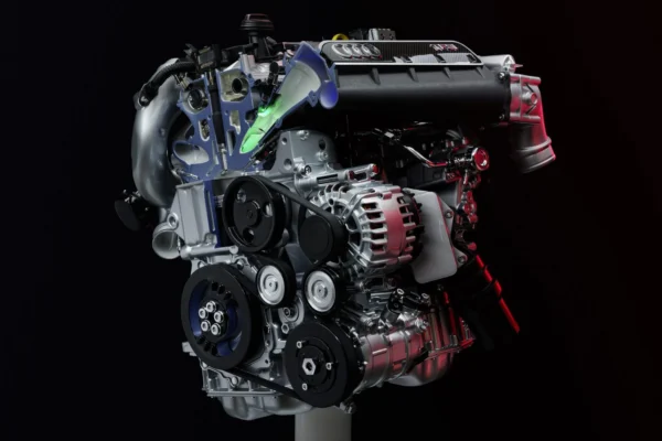 Descubre la historia del legendario motor de cinco cilindros de Audi. Desde 1976 y el Type 43 hasta el actual RS 3 con 400 PS, celebra 50 años de potencia y sonido único.