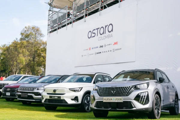 Vive el Astara Golf Championship 2026 en el Country Club de Bogotá del 5 al 8 de febrero. Golf del Korn Ferry Tour, movilidad sostenible y experiencias únicas. ¡Regístrate gratis!