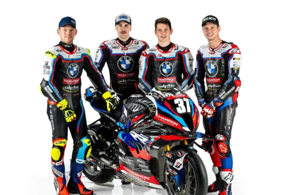 Conoce todo sobre la temporada de BMW Motorrad Motorsport 2026. La marca alemana busca dominar el WorldSBK y la resistencia con la potente BMW M 1000 RR y un equipo de élite.