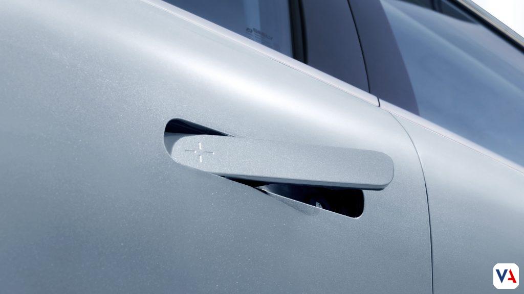 Beneficios tributarios, ahorro vehículos eléctricos, Geely EX5, exención pico y placa, impuestos autos, movilidad sostenible Colombia, SUV eléctrico, descuentos tributarios DIAN, ahorro SOAT, tecnología automotriz
