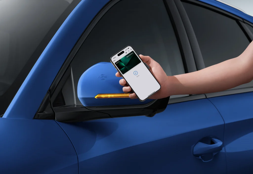 Descubre el nuevo BYD Atto 3 Evo, el SUV eléctrico con 510 km de autonomía, tracción total y carga rápida de 220 kW. Conoce su potencia y tecnología