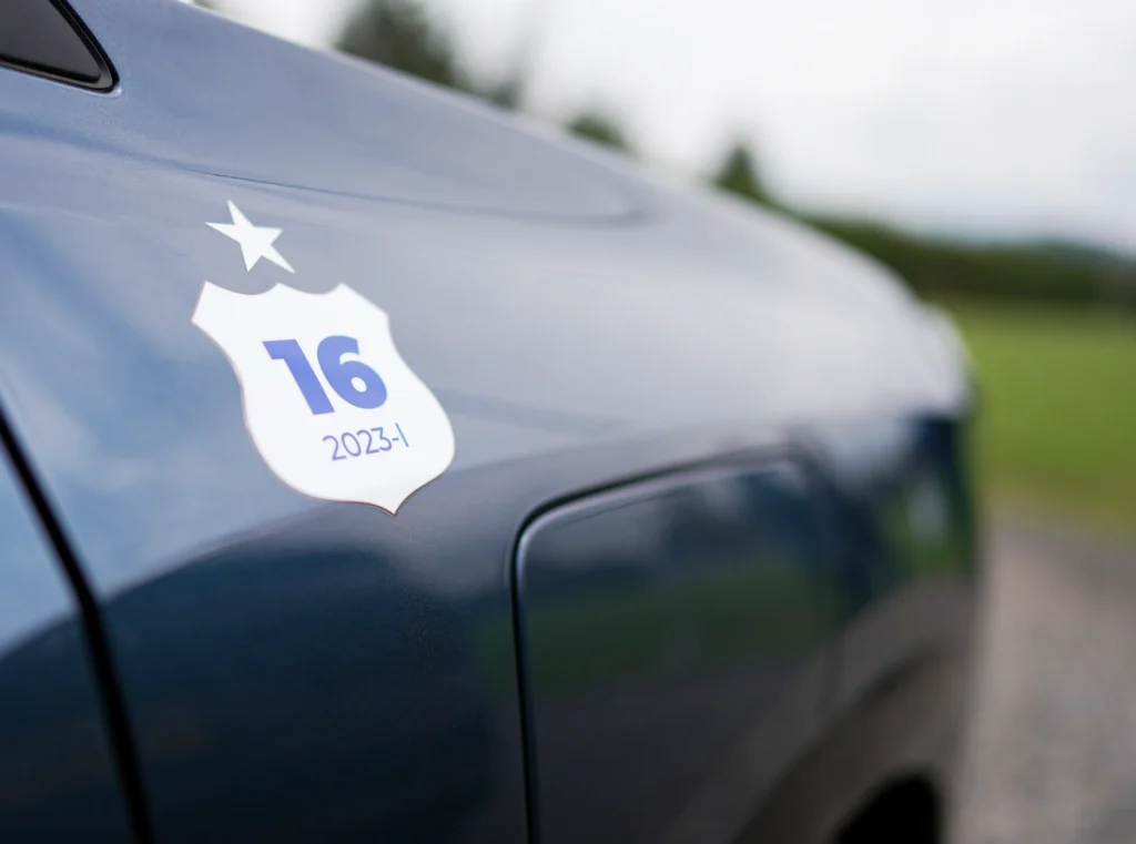 GAC Millonarios FC Una alianza estratégica que redefine la movilidad eléctrica y la pasión deportiva en Colombia 2 Conoce la nueva alianza GAC Millonarios FC y el exclusivo AION V, una edición limitada que redefine la movilidad eléctrica en el fútbol colombiano.