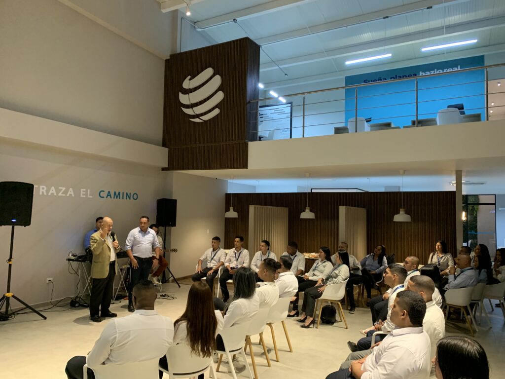 Modelo de ahorro programado: la estrategia financiera que transforma el consumo en patrimonio sólido 2 Optimiza tu futuro con el modelo de ahorro programado, la estrategia financiera para construir un patrimonio sólido en Colombia.