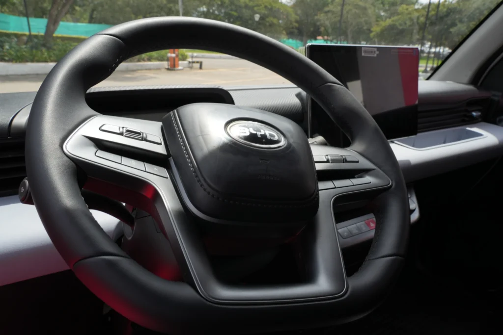 Descubre el nuevo BYD T35 en Colombia, el camión eléctrico de 140 millones que reduce hasta un 80% los costos operativos y evita el Pico y Placa.
