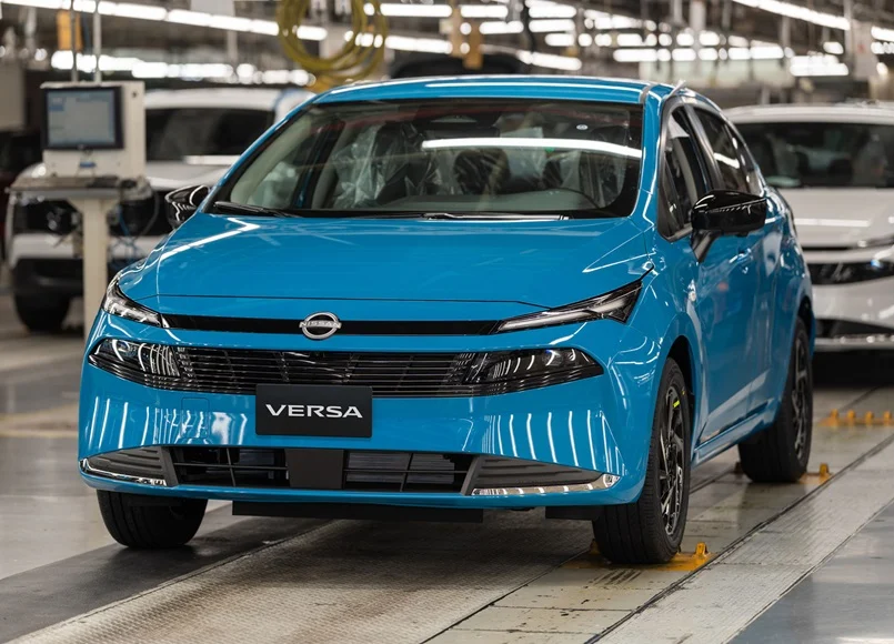 Descubre el nuevo Nissan Versa 2026, el sedán que marca un hito histórico con 8 millones de unidades producidas en la planta de Aguascalientes, México