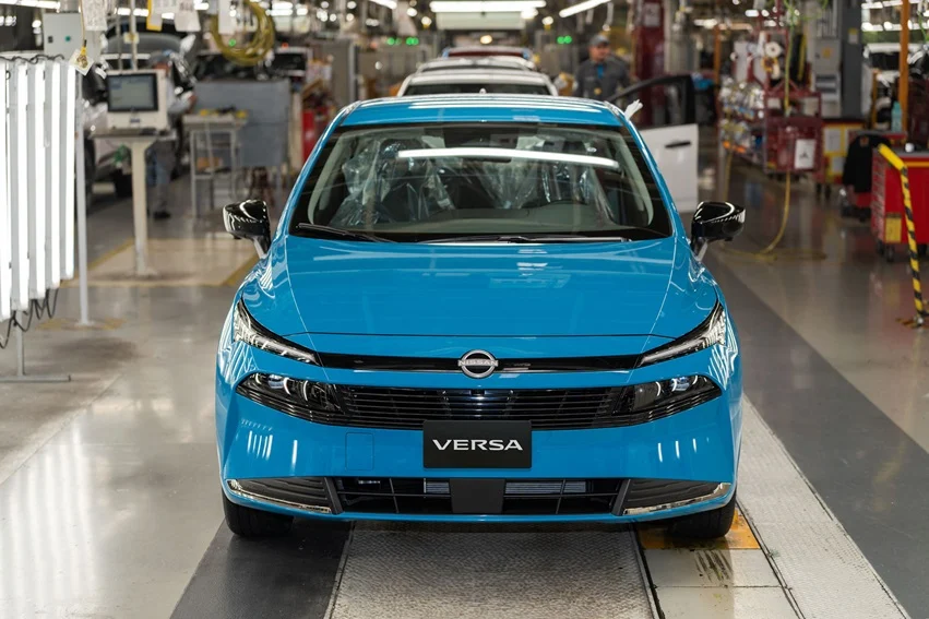 Descubre el nuevo Nissan Versa 2026, el sedán que marca un hito histórico con 8 millones de unidades producidas en la planta de Aguascalientes, México