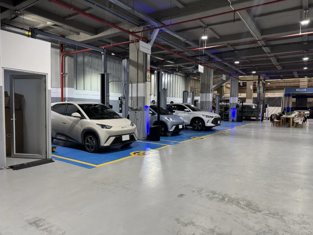 Servicio posventa BYD Colombia Innovación técnica y procesos optimizados para el liderazgo en movilidad eléctrica 2 Descubra cómo el Servicio posventa BYD Colombia liderado por Motorysa optimiza procesos técnicos para liderar la movilidad eléctrica en el país.