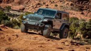 Descubre el legado de Jeep 85 años de aventura, desde el icónico Willys MA de 1941 hasta la consolidación de un estilo de vida todoterreno.