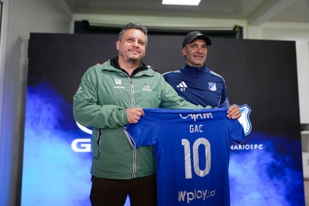 GAC Millonarios FC Una alianza estratégica que redefine la movilidad eléctrica y la pasión deportiva en Colombia 4 Conoce la nueva alianza GAC Millonarios FC y el exclusivo AION V, una edición limitada que redefine la movilidad eléctrica en el fútbol colombiano.