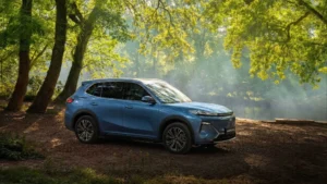 Conozca las claves del ahorro con vehículos eléctricos en Colombia para 2026. Información sobre autonomía del Geely EX2, EX5 y beneficios legales.