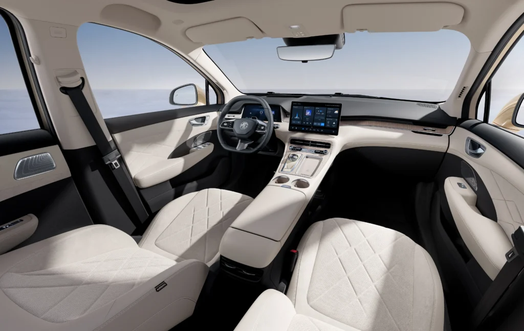 Conoce el nuevo MGS6 EV, un SUV 100% eléctrico con 530 km de autonomía homologada y tecnología MG Pilot. Descubre sus versiones 4x2 y AWD diseñadas para la familia.
