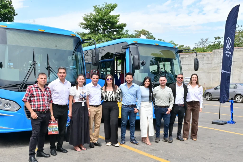Buses Volkswagen Euro 6: El salto tecnológico hacia la movilidad sostenible en Santander 3 La flota de buses Volkswagen Euro 6 llega a Santander para revolucionar el transporte con tecnología de vanguardia y sostenibilidad.
