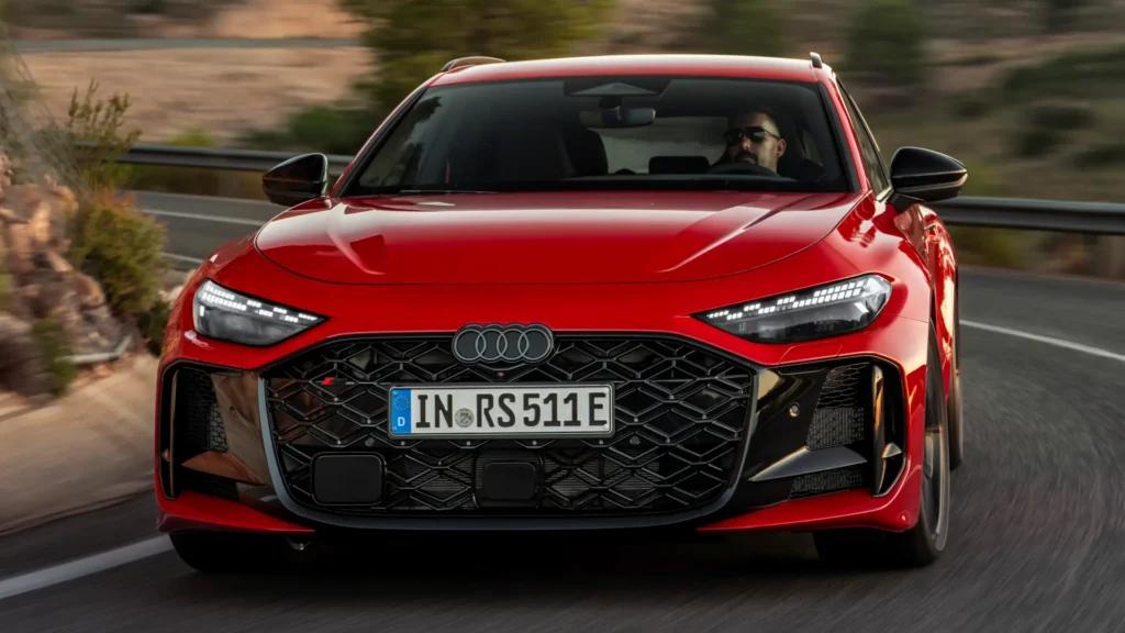 Audi RS 5 Avant, la “super wagon” híbrida de Audi Sport que puede alcanzar los 285 km/h 8 Audi RS 5 Avant 2026