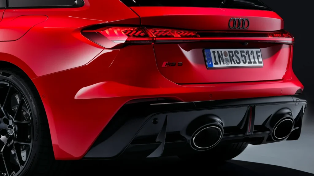 Audi RS 5 Avant, la “super wagon” híbrida de Audi Sport que puede alcanzar los 285 km/h 4 Audi RS 5 Avant 2026