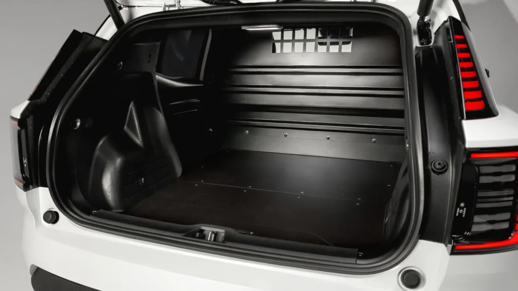 El Volvo EX30 Cargo es una curiosa solución para el transporte de carga urbana 3 Volvo EX30 Cargo 2026