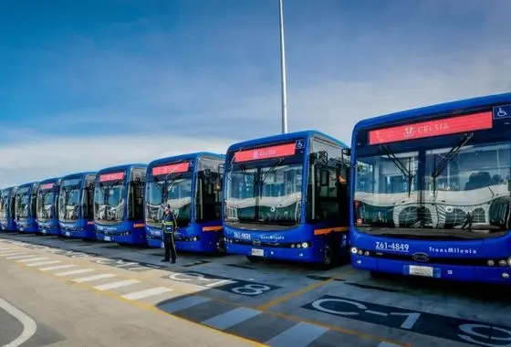 BYD buses Revolución Eléctrica en Bogotá con Buses de Alta Eficiencia 4 Descubre cómo los BYD buses están transformando el transporte público de Bogotá, marcando un hito en sostenibilidad y tecnología.